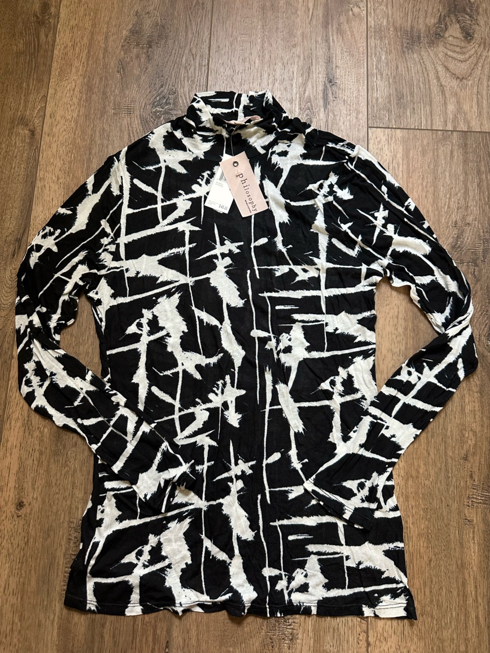 NWT! Philosophy Blouse, Mock Neck, Black, White, Lightweight, Artsy, Stretch, L
